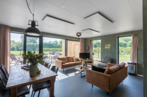 Vakantiehuis 6 en 12 personen, Vroondijk in Vrouwenpolder